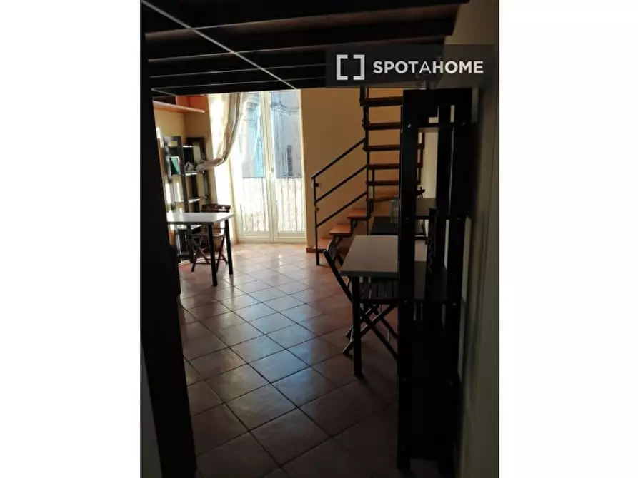 Immagine 8 di Ufficio in affitto  in Via del Carmine a Napoli