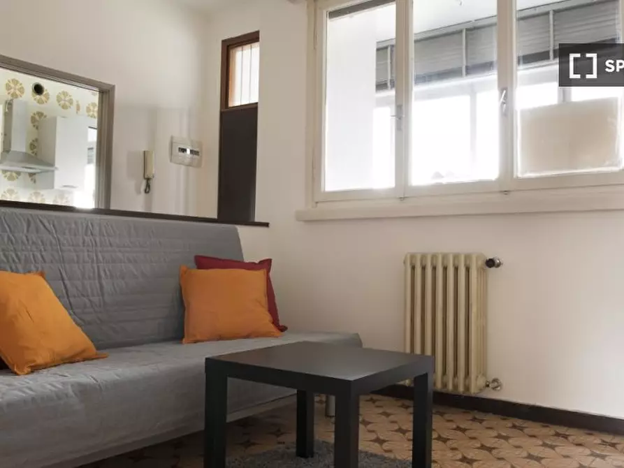 Immagine 6 di Camera condivisa in affitto  in Via Federico Engels a Milano