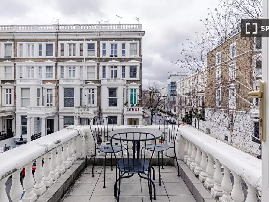 Immagine 8 di Appartamento in affitto  in Apartment a Kensington