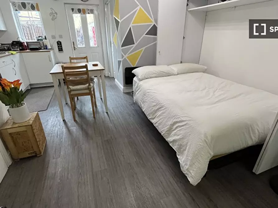 Immagine 9 di Ufficio in affitto  in Tilson Cl a Camberwell