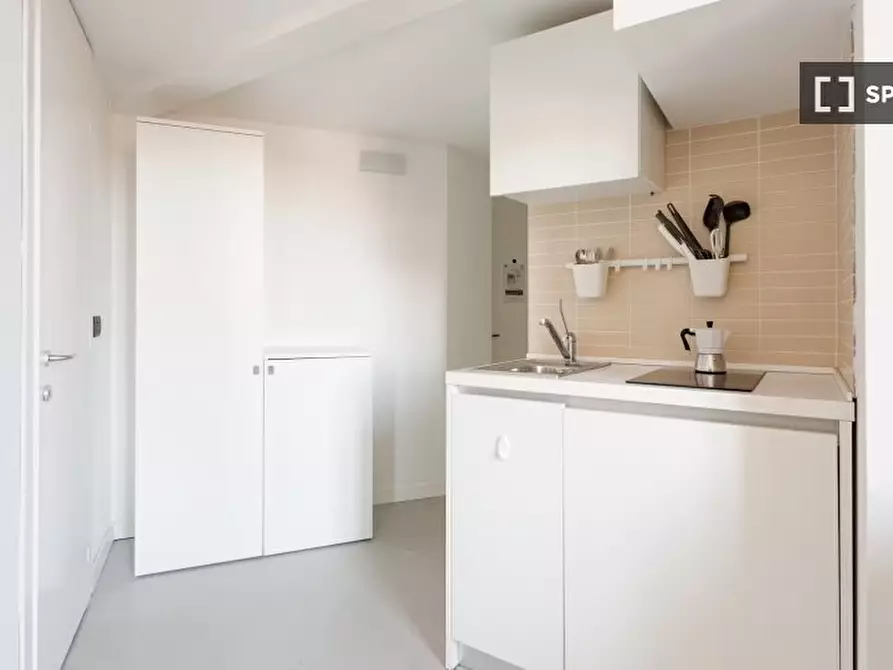 Immagine 4 di Ufficio in affitto  in Corso Magenta a Milano