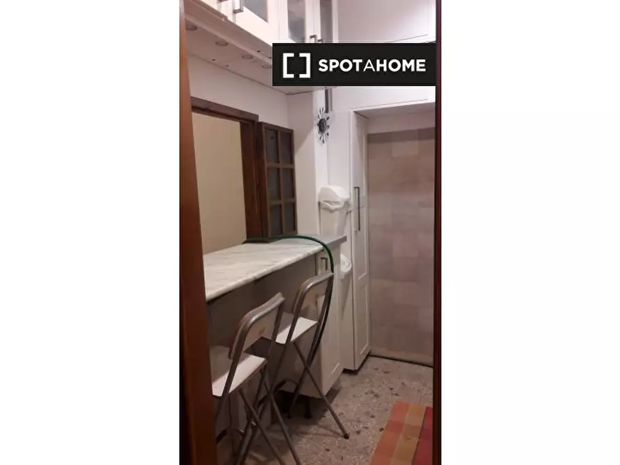 Immagine 5 di Camera condivisa in affitto  in Via Attilio Hortis a Roma