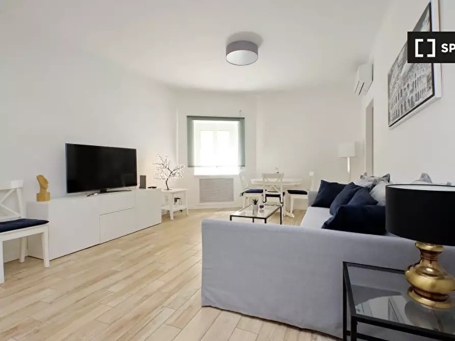 Immagine 18 di Appartamento in affitto  in Via Oderisi da Gubbio a Roma