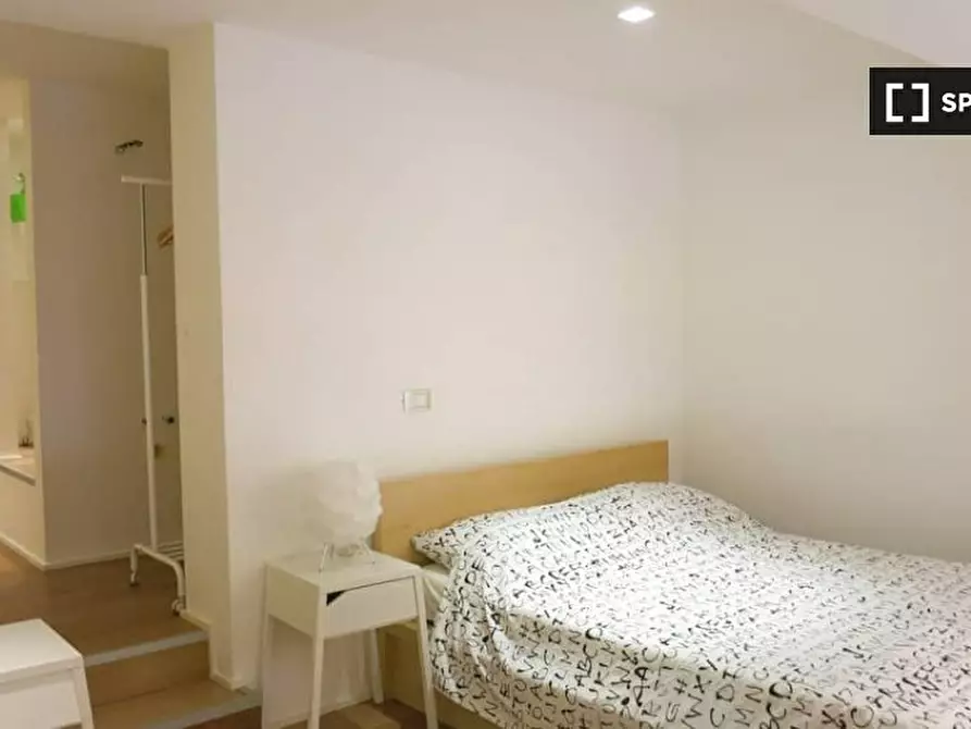 Immagine 19 di Appartamento in affitto  in Via Pietro Custodi a Milano