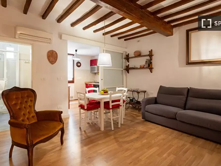 Immagine 1 di Appartamento in affitto  in Piazza del Mercato Centrale a Firenze