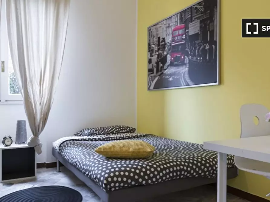 Immagine 1 di Camera condivisa in affitto  in Via Salvatore Barzilai Milan a Milano