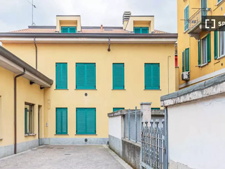 Immagine 14 di Camera condivisa in affitto  in Via dei Fontanili Milan a Milano