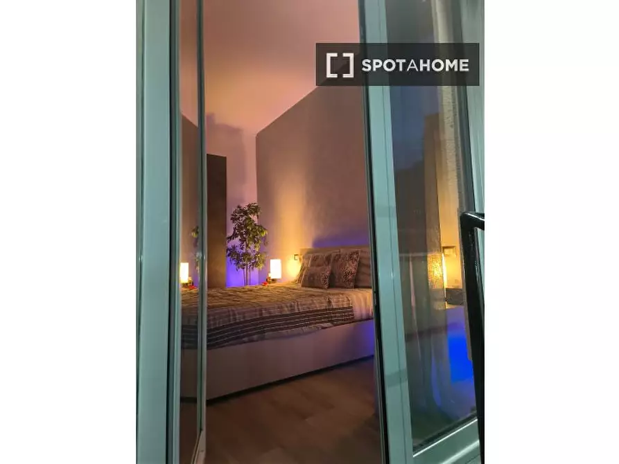 Immagine 2 di Appartamento in affitto  in Via Tuscolana a Roma