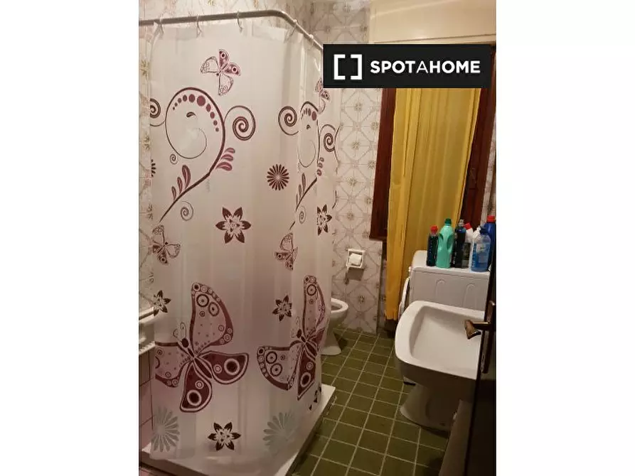 Immagine 17 di Camera condivisa in affitto  in Via Luciano Manara a Padova