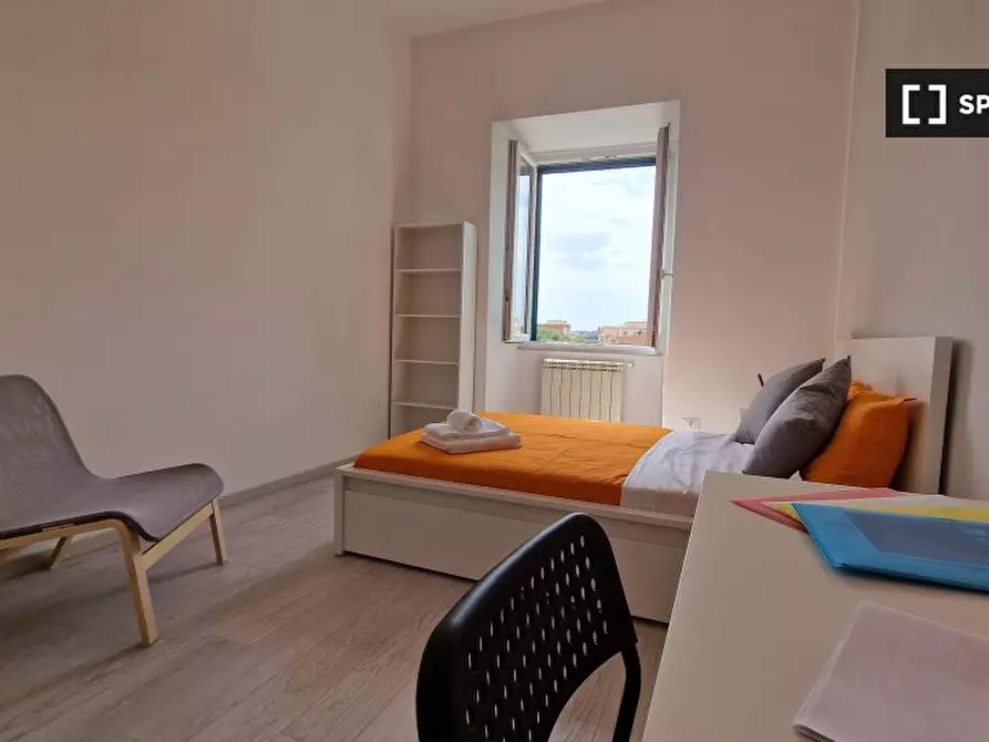 Immagine 14 di Camera condivisa in affitto  in Via Ostiense a Roma