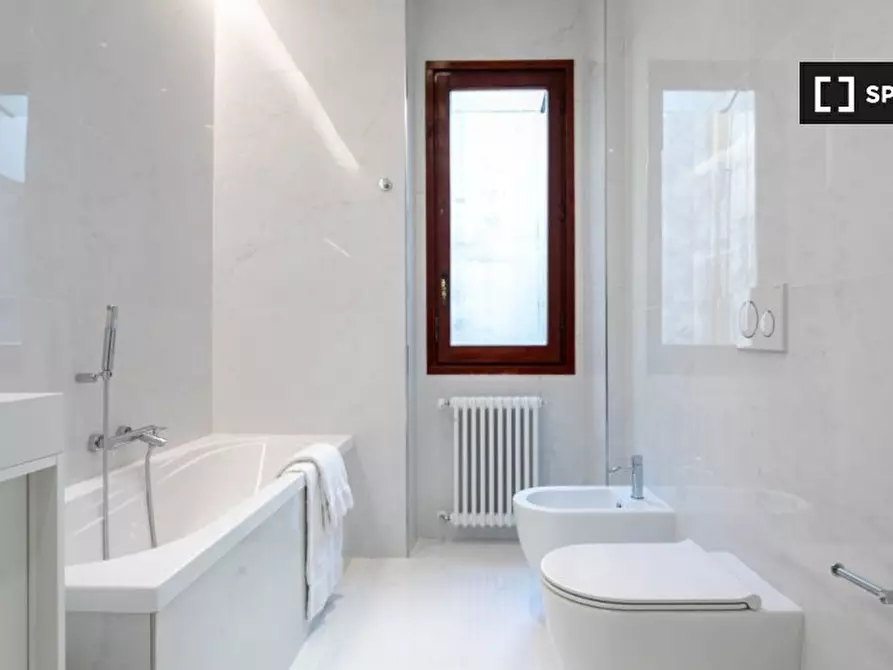 Immagine 10 di Appartamento in affitto  in Via de' Guicciardini a Firenze