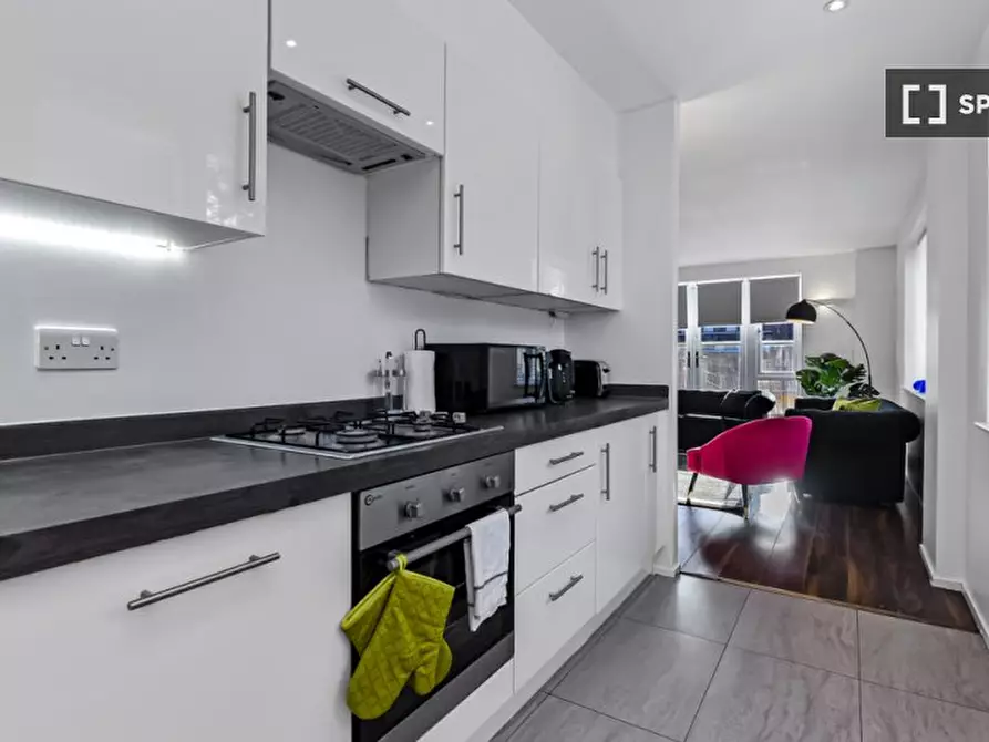 Immagine 10 di Appartamento in affitto  in Stamford Cl a Tottenham