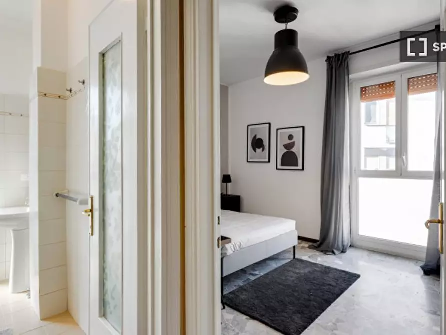 Immagine 6 di Camera condivisa in affitto  in Piazza Geremia Bonomelli a Milano