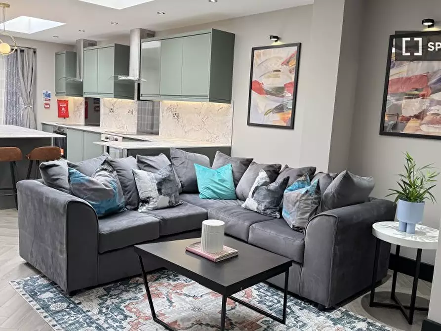 Immagine 16 di Camera condivisa in affitto  in Balmoral Dr a Borehamwood