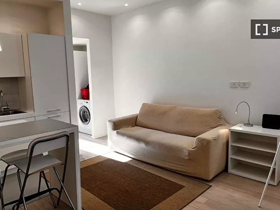 Immagine 5 di Appartamento in affitto  in Via Vigevano a Milano