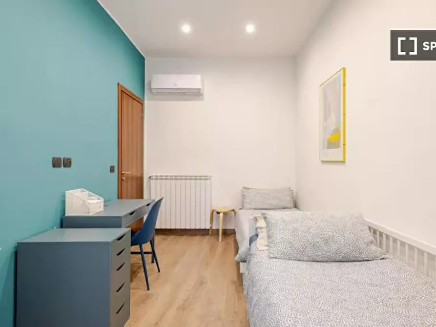 Immagine 4 di Appartamento in affitto  in Via Francesco Crispi a Napoli