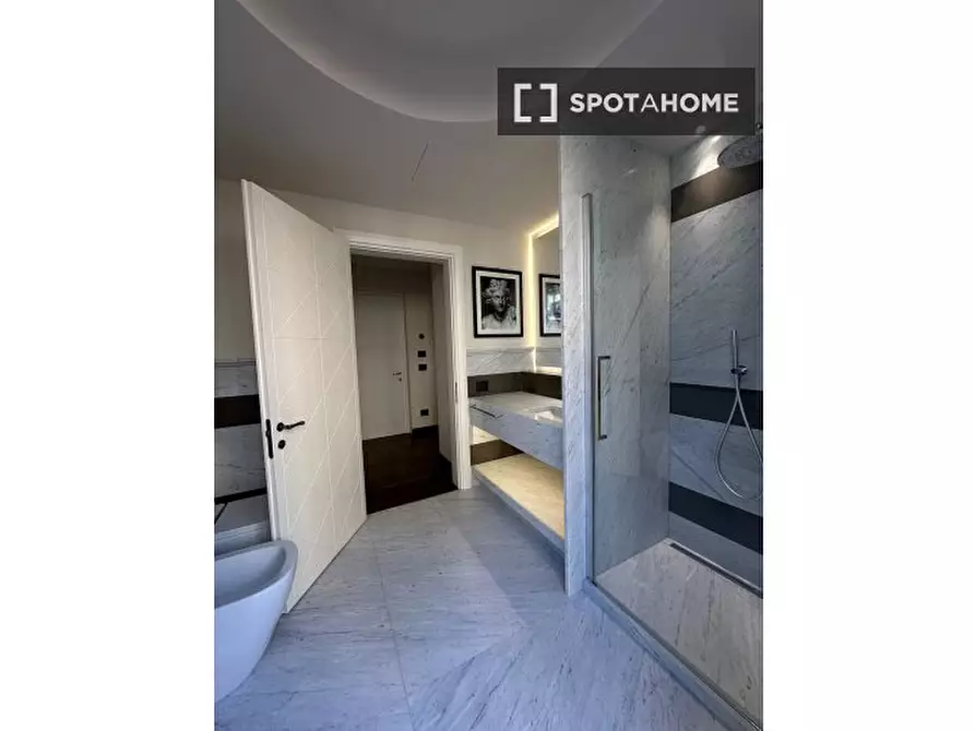 Immagine 5 di Ufficio in affitto  in Via dei Brunelleschi a Firenze
