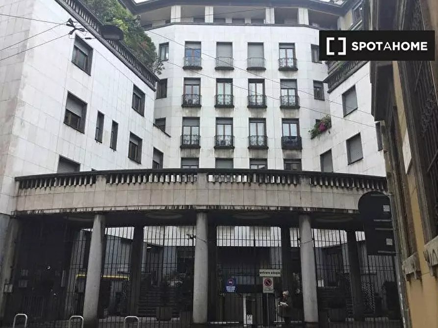 Immagine 13 di Ufficio in affitto  in Via Olmetto a Milano
