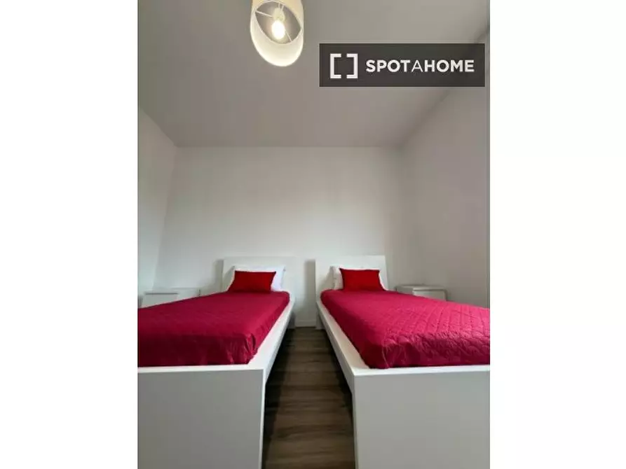 Immagine 3 di Camera condivisa in affitto  in Piazza di S. Jacopino a Firenze