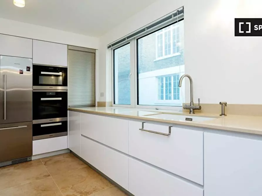 Immagine 8 di Appartamento in affitto  in Flat Market Mews a 