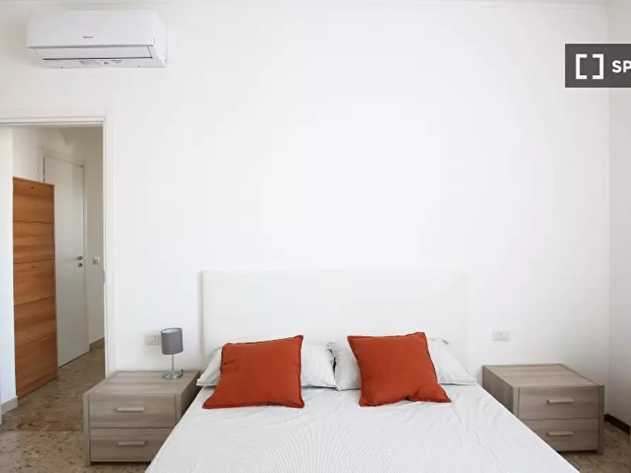 Immagine 3 di Camera condivisa in affitto  in Via Lodovico Pavoni a Milano