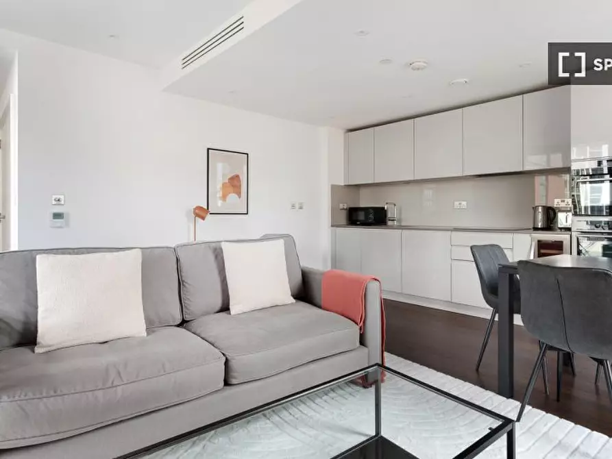 Immagine 2 di Appartamento in affitto  in Wandsworth Rd a Lambeth