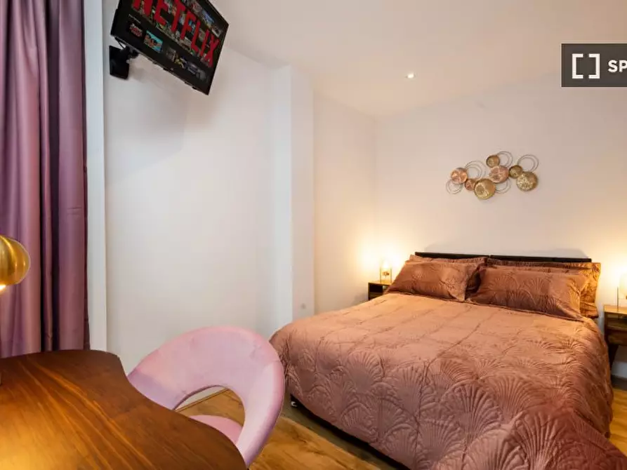 Immagine 13 di Appartamento in affitto  in St John's Hl a Wandsworth