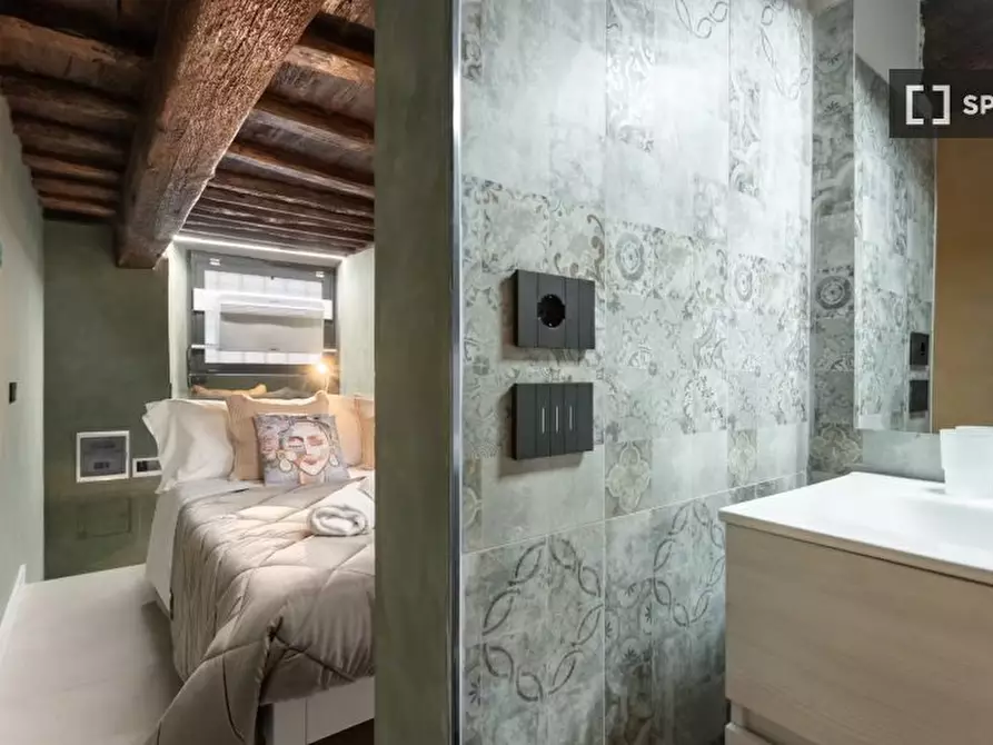 Immagine 4 di Appartamento in affitto  in Via della Vigna Vecchia a Firenze