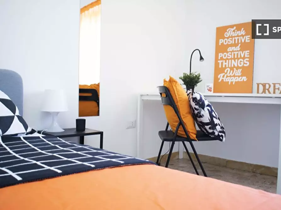 Immagine 5 di Camera condivisa in affitto  in Via Ariosto n a Cagliari