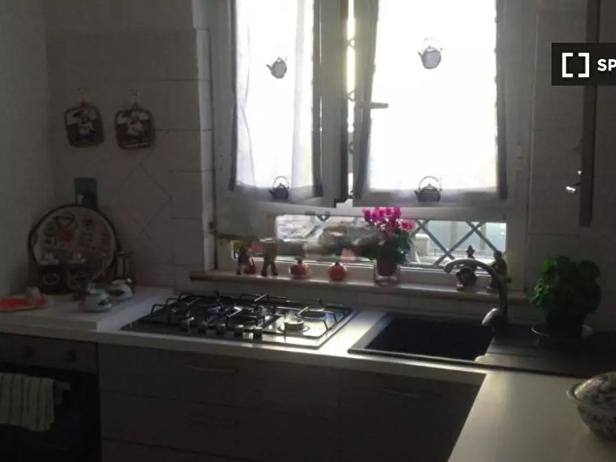Immagine 8 di Camera condivisa in affitto  in Via Pier Andrea Fontebasso a Roma
