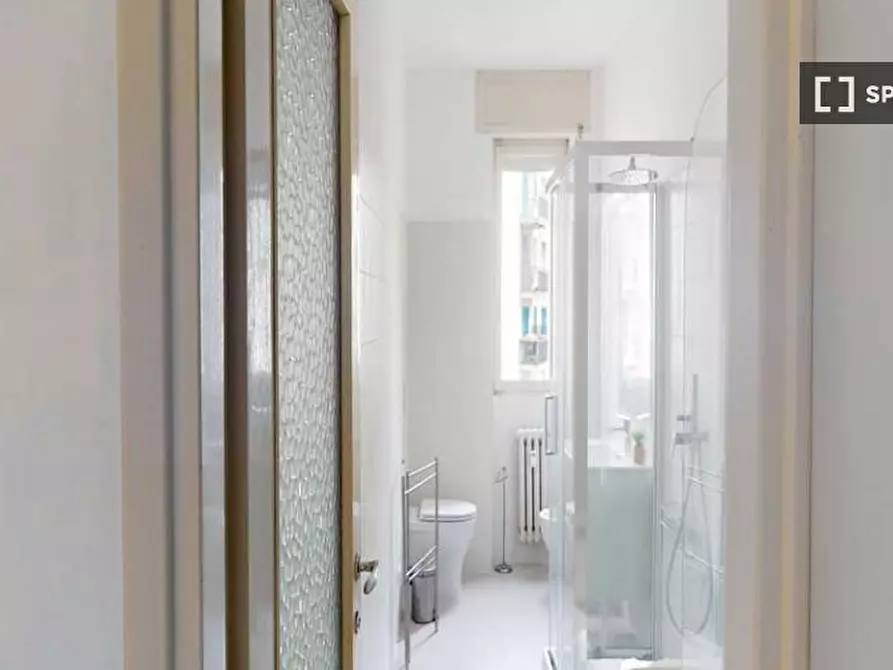 Immagine 19 di Camera condivisa in affitto  in Viale Legioni Romane a Milano