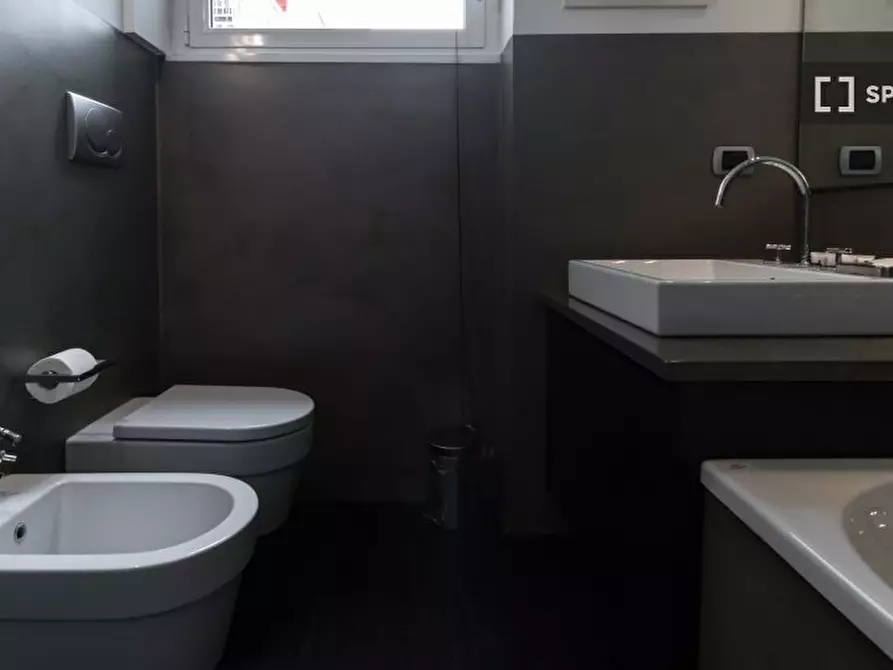 Immagine 18 di Appartamento in affitto  in Via Montebello a Milano