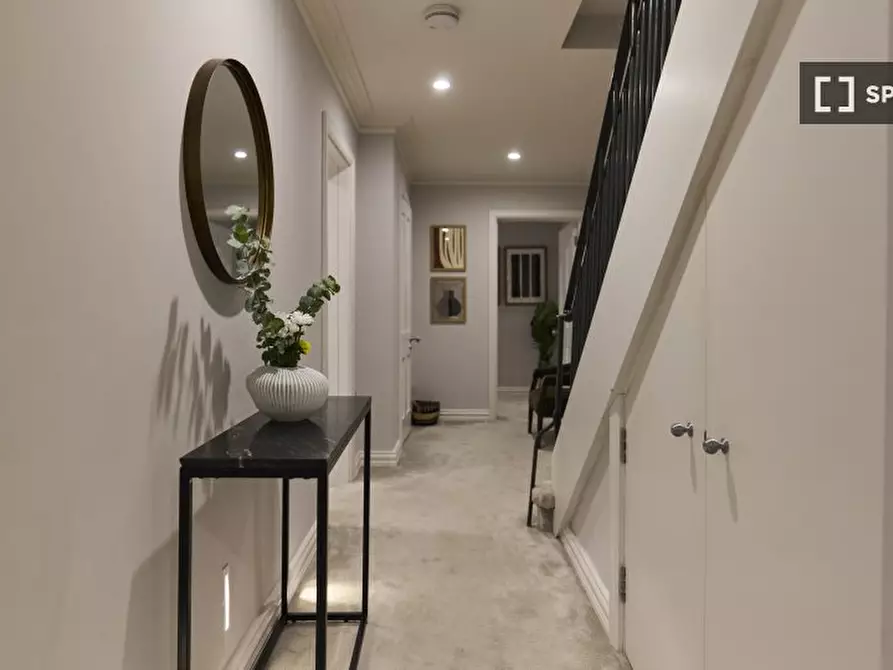 Immagine 11 di Appartamento in affitto  in Kensington Gardens Square a Paddington