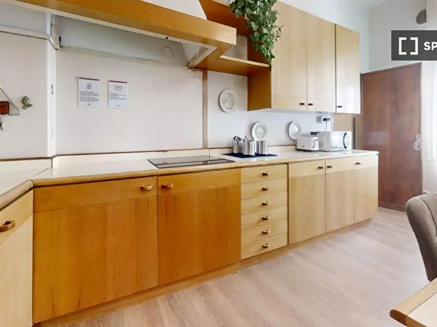 Immagine 19 di Camera condivisa in affitto  in VIA Ugo foscolo a Padova