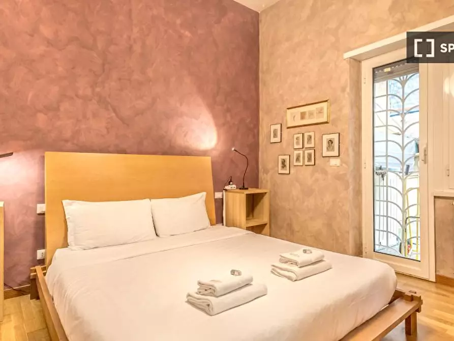 Immagine 11 di Appartamento in affitto  in Via di val Tellina a Roma