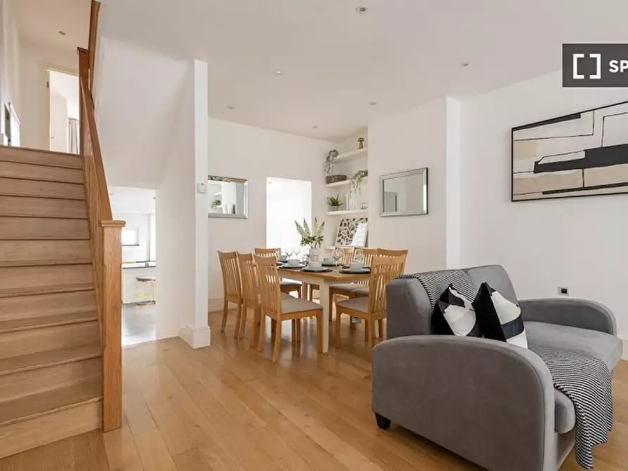Immagine 14 di Appartamento in affitto  in Shorrolds Rd a Hammersmith