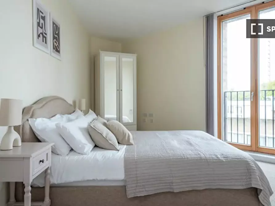 Immagine 7 di Appartamento in affitto  in Lockton St a Kensington