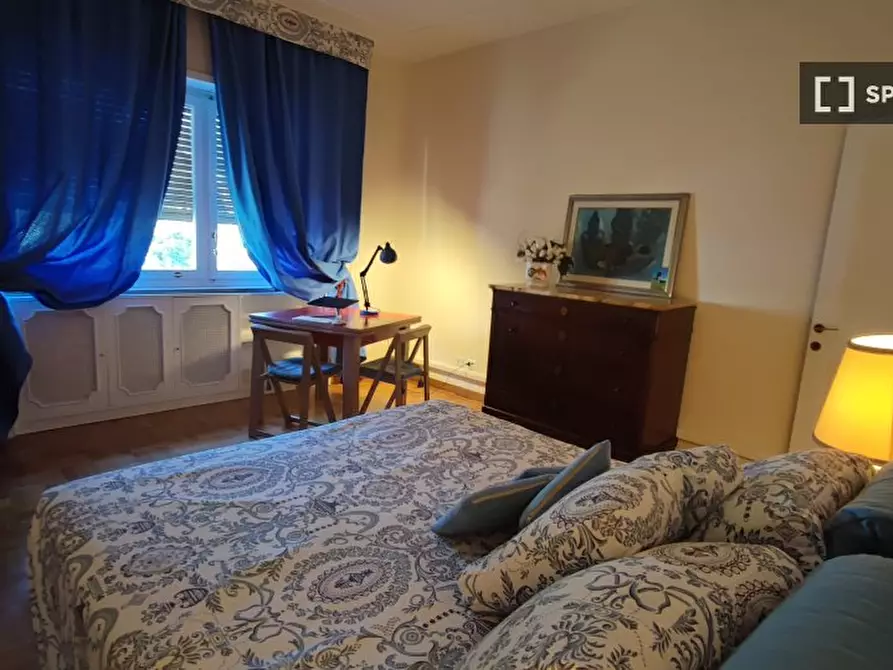 Immagine 1 di Camera condivisa in affitto  in Via della Camilluccia a Roma