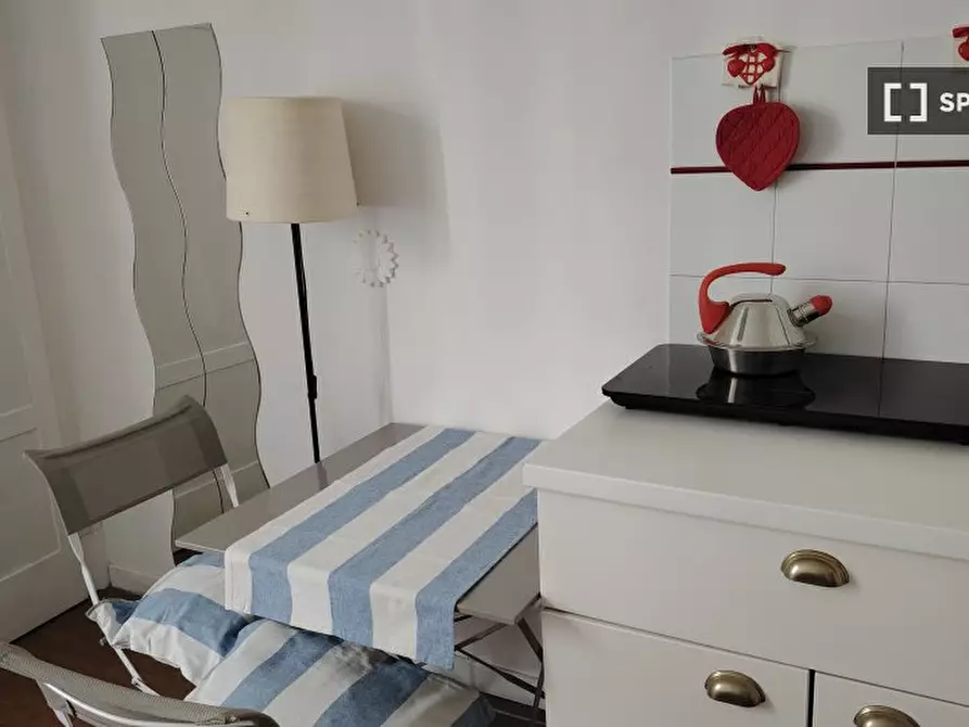 Immagine 1 di Ufficio in affitto  in Via Paolo Bassi a Milano