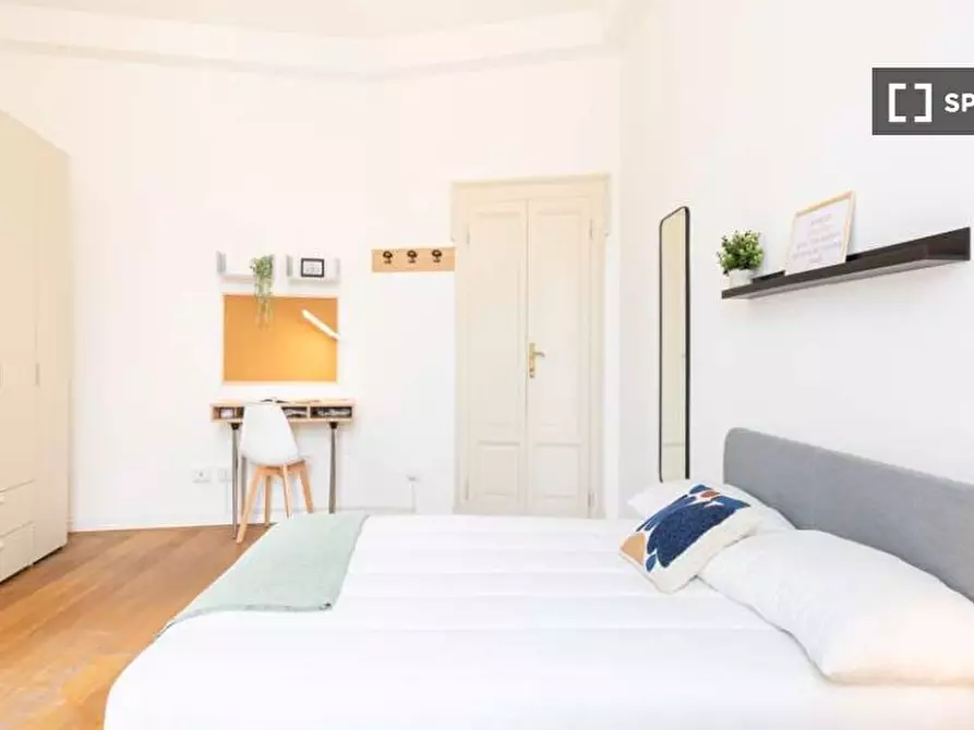 Immagine 1 di Camera condivisa in affitto  in Via Giovanni Paisiello a Milano