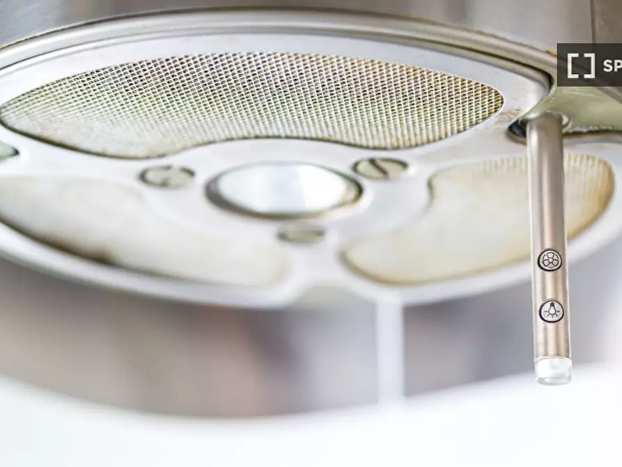 Immagine 19 di Appartamento in affitto  in Via Salve D'Esposito a Napoli