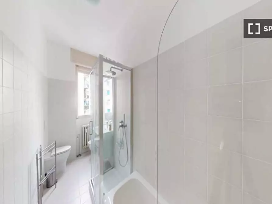 Immagine 18 di Camera condivisa in affitto  in Viale Legioni Romane a Milano