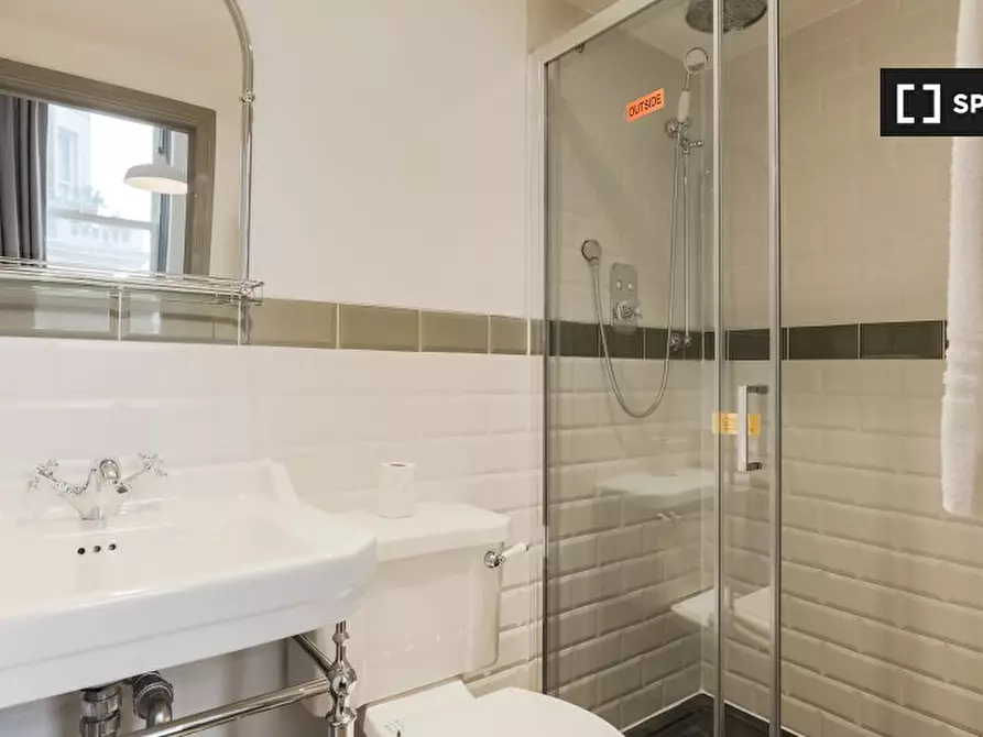 Immagine 3 di Appartamento in affitto  in Nevern Rd a Kensington