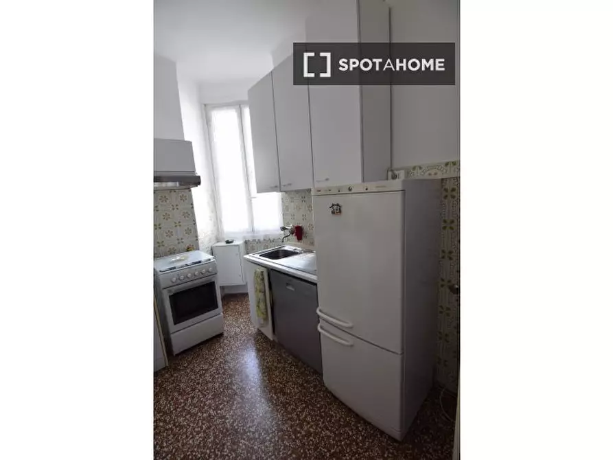 Immagine 6 di Camera condivisa in affitto  in Corso Aldo Gastaldi a Genova