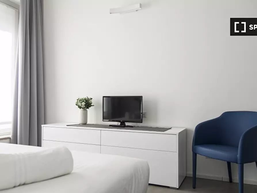 Immagine 7 di Ufficio in affitto  in Via Meravigli a Milano