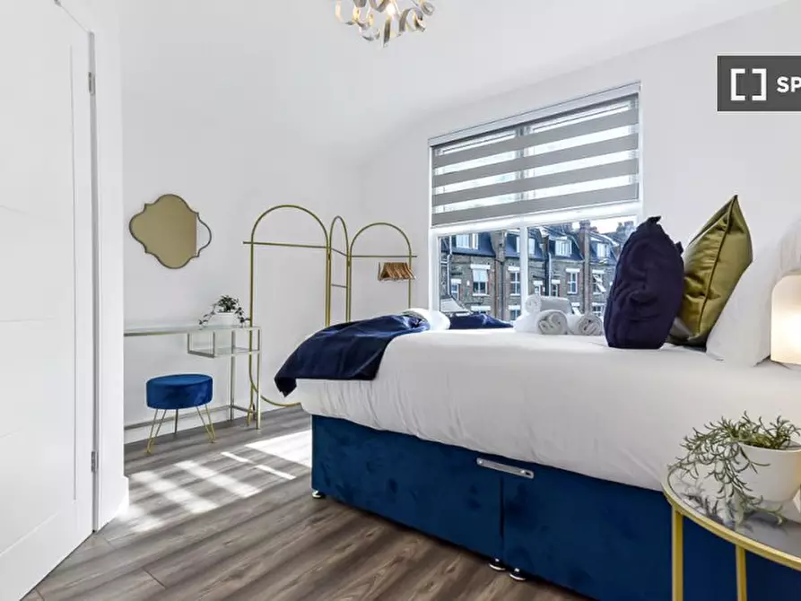 Immagine 2 di Appartamento in affitto  in flat a Tottenham
