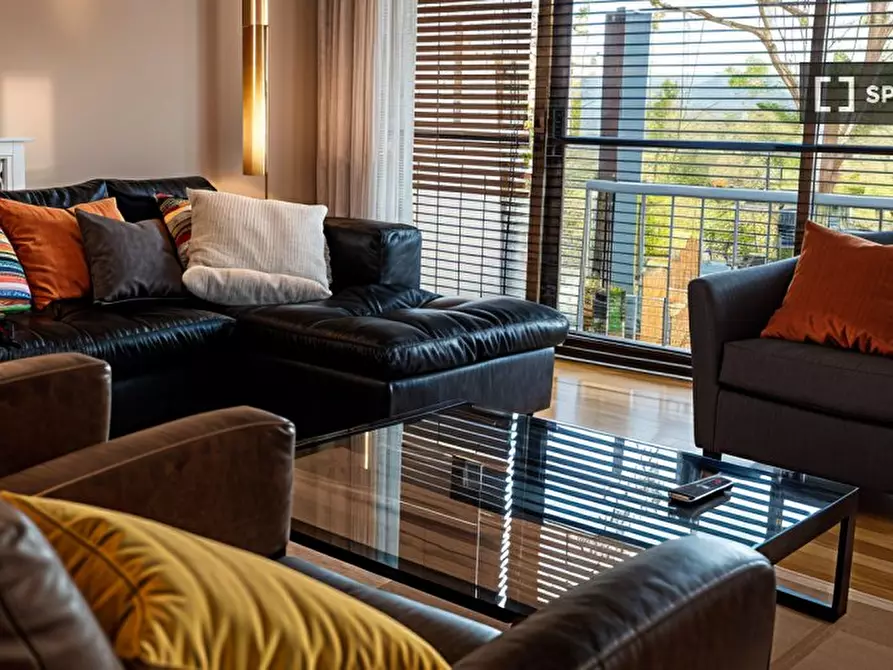 Immagine 2 di Appartamento in affitto  in Tollgate Rd a Camberwell