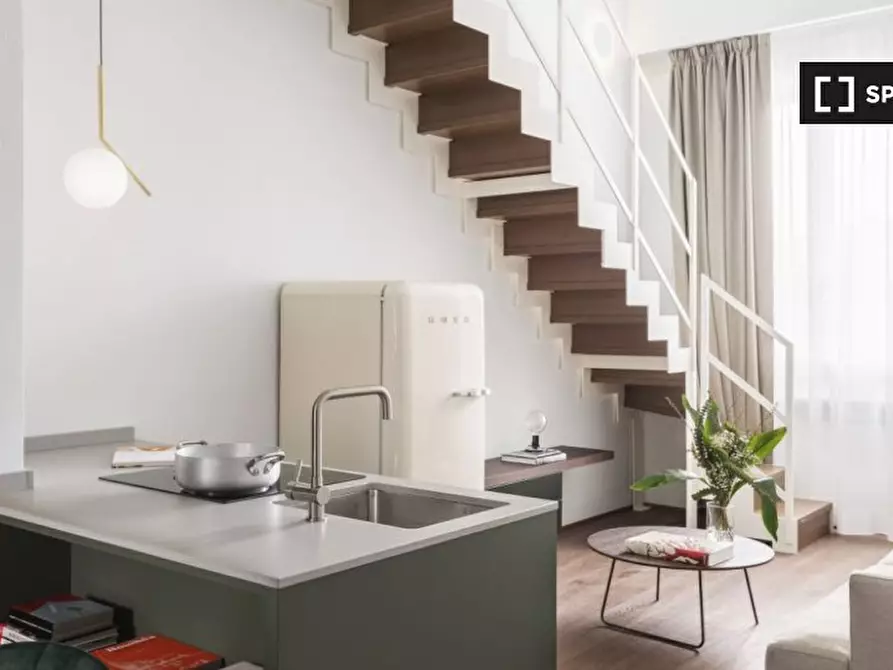 Immagine 3 di Appartamento in affitto  in Via Camillo Cavour a Firenze