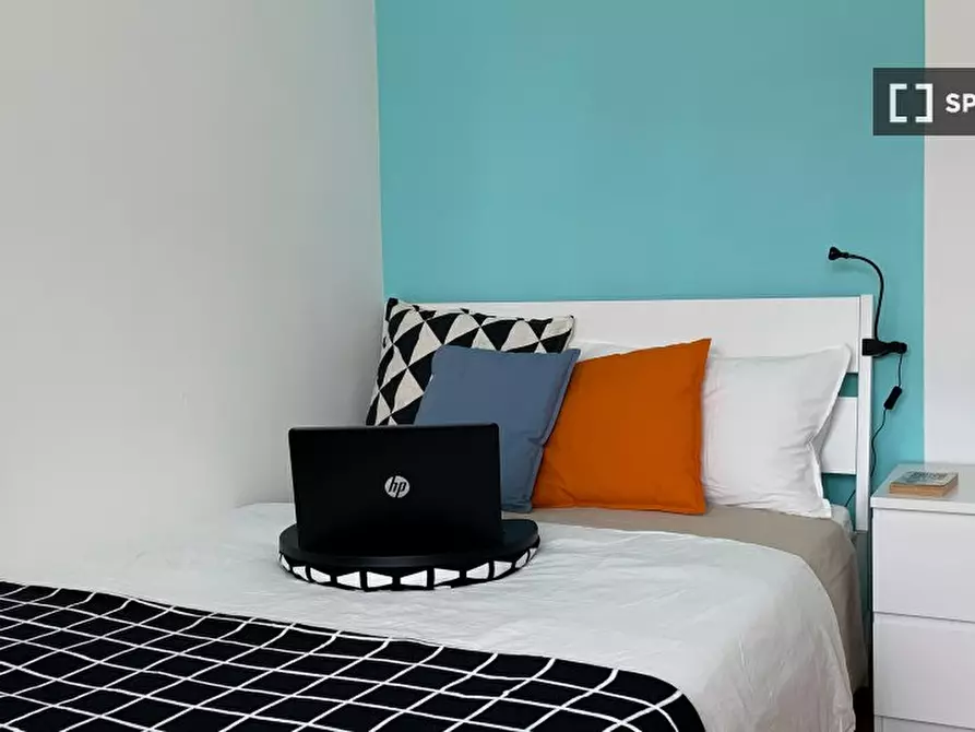 Immagine 13 di Camera condivisa in affitto  in Via Elba n. a Torino