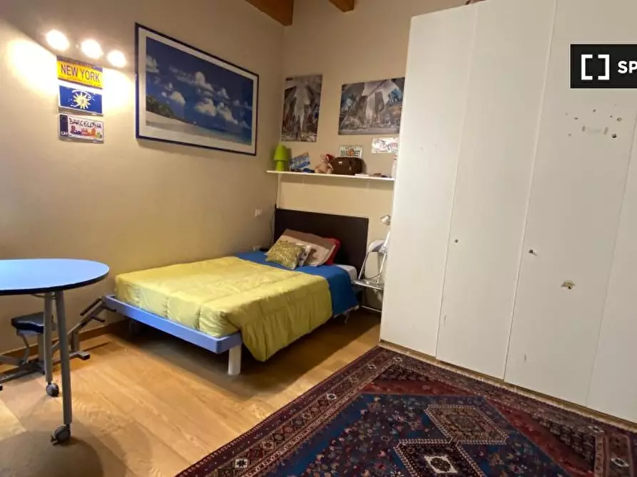 Immagine 7 di Camera condivisa in affitto  in Via Roma a Cagliari